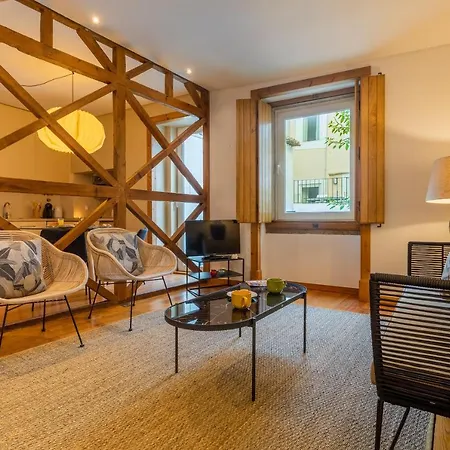 Bairro Alto Superior Two Bedroom By Les Deux Mariettes דירה