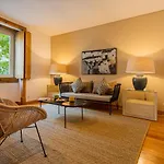 Bairro Alto Superior Two Bedroom By Les Deux Mariettes ליסבון