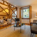 Bairro Alto Superior Two Bedroom By Les Deux Mariettes דירה